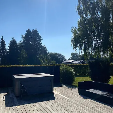 Feriehus With Outdoor Marielyst Bøtø By